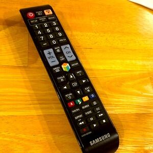 Samsung Tv remote control A550058A good condition. For Samsung smart TV.